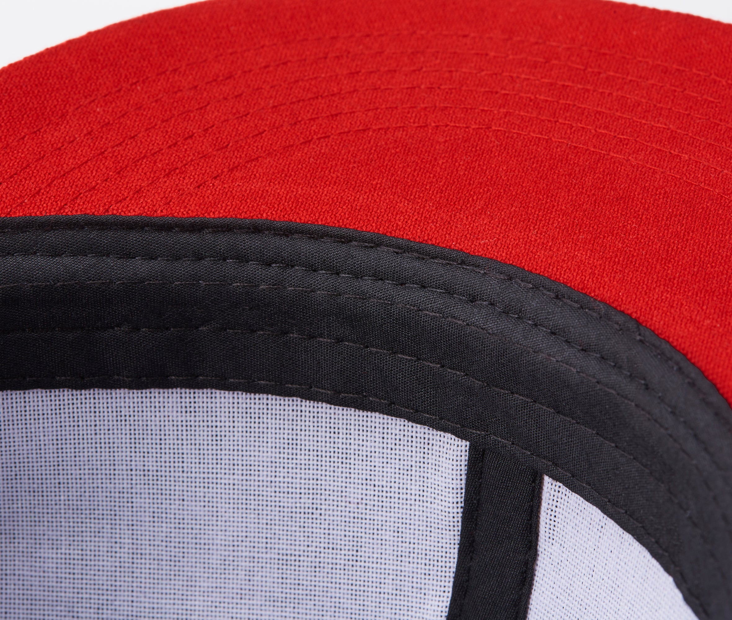 Bonsái Japonés | Gorra Artística de Edición Limitada con Visera Plana Bordada