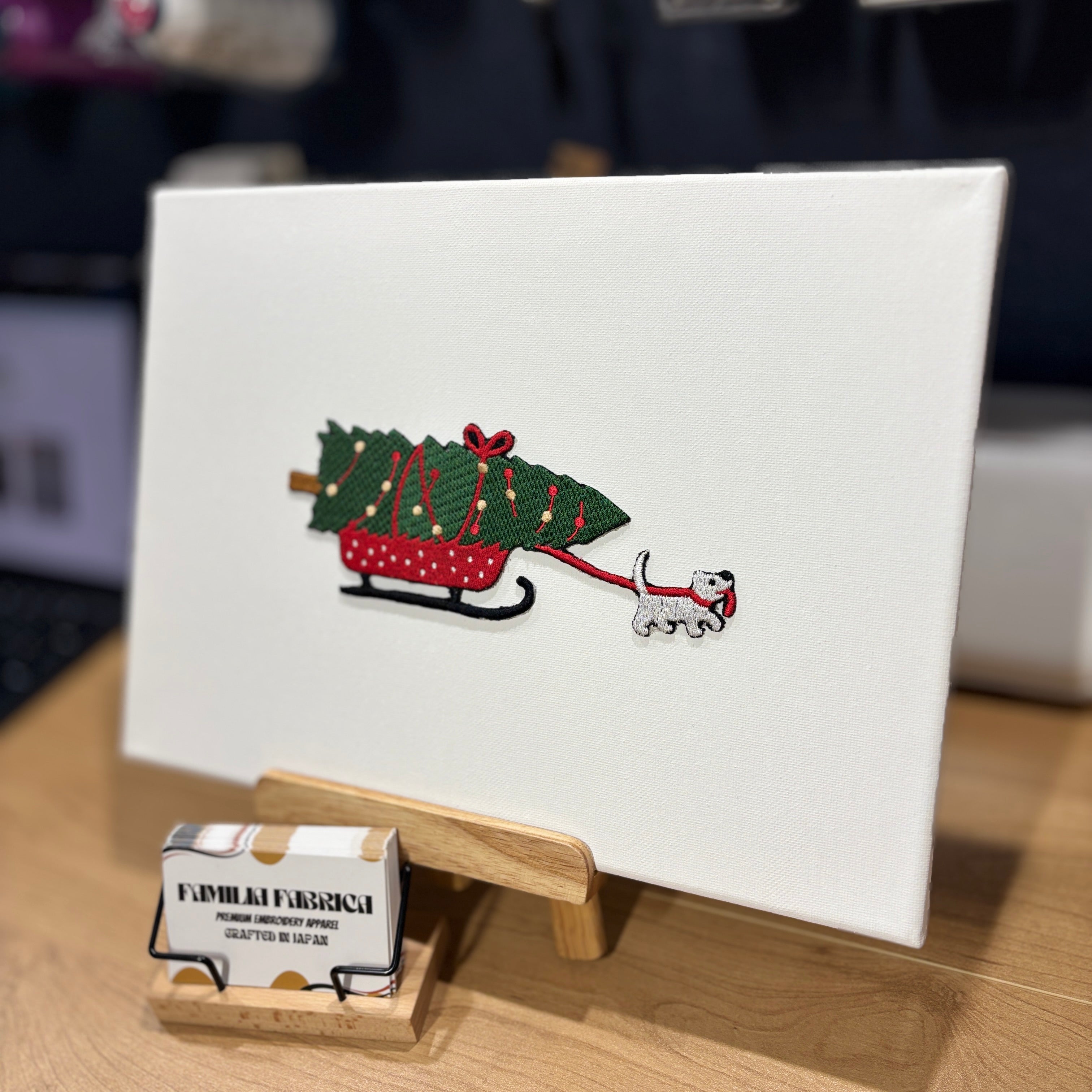 クリスマスを祝うかわいい犬の刺繍壁装飾キャンバスフレーム