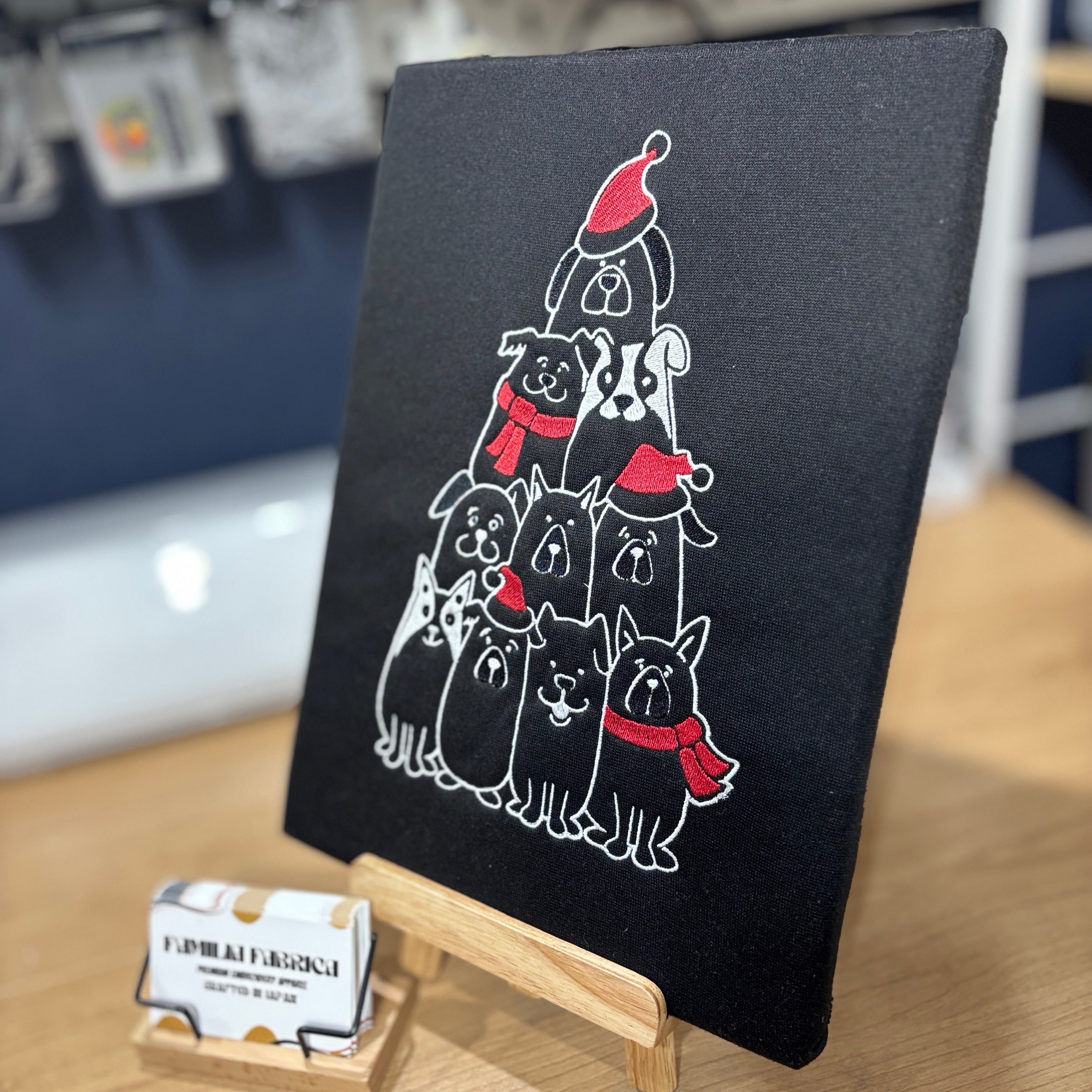 クリスマス 犬好き ホリデー クリスマスツリー 刺繍 壁飾り キャンバスフレーム