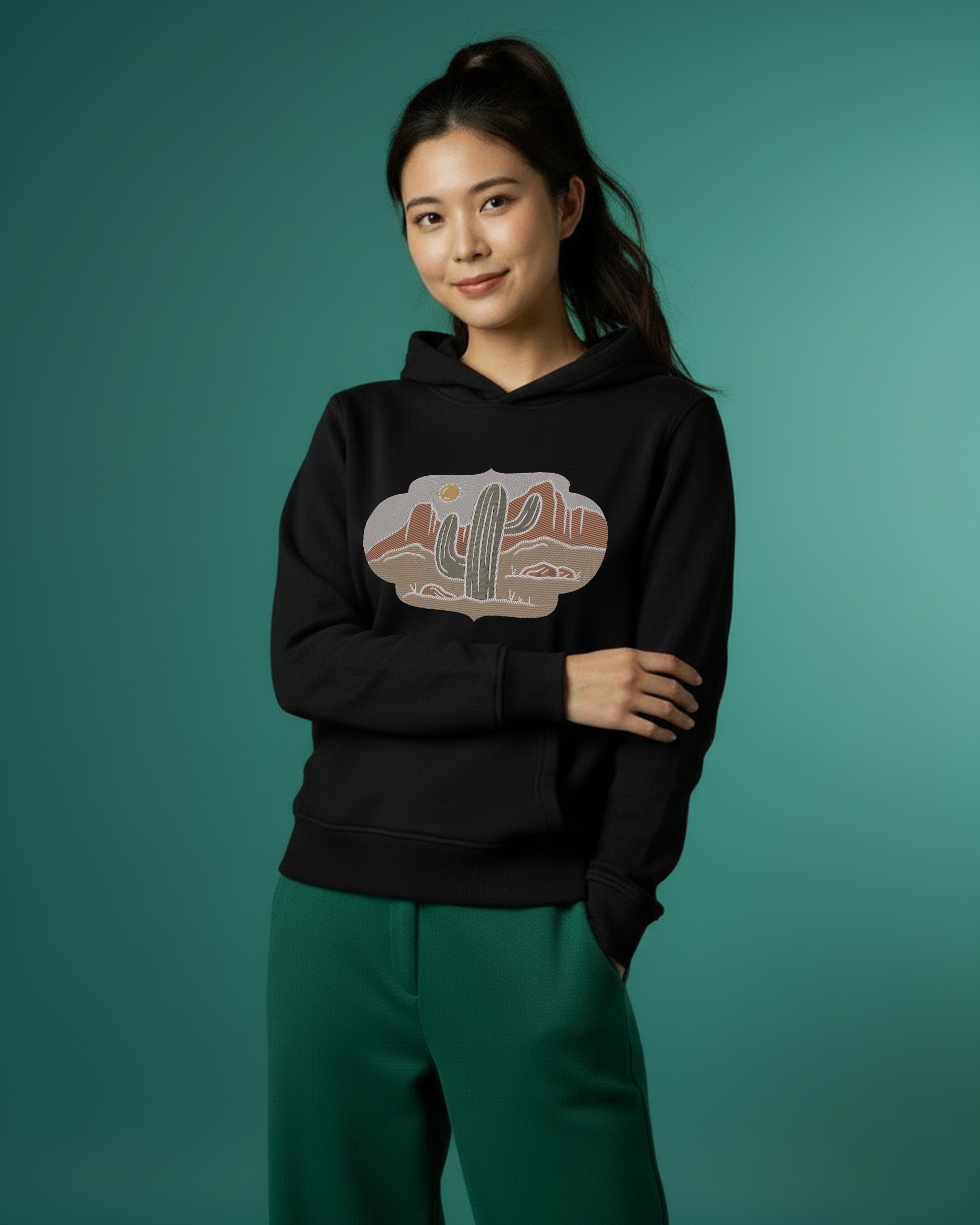 砂漠のサボテンと夕日の風景の刺繍パーカー | スウェットシャツ | Tシャツ