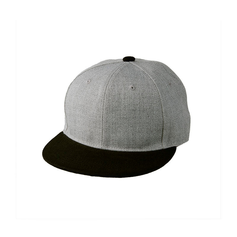 Gorra de béisbol gris de dos tonos con visera plana