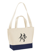 Bolsa de mano bordada con samurái